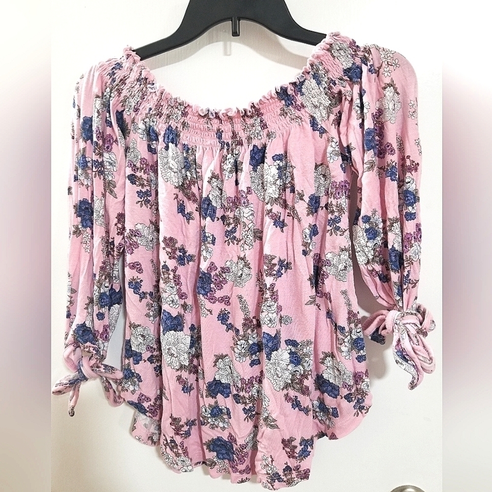 Pink Republic Top - Picture 3 of 3